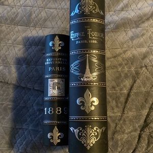 2 set Paris book holder